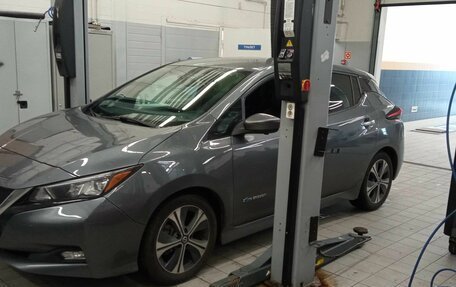 Nissan Leaf II, 2019 год, 1 733 000 рублей, 1 фотография