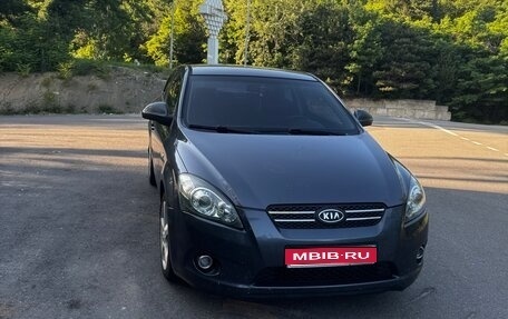 KIA cee'd I рестайлинг, 2008 год, 680 000 рублей, 1 фотография