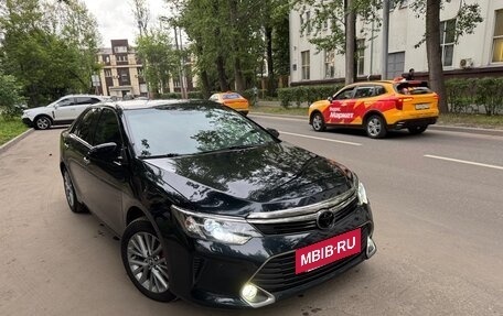 Toyota Camry, 2017 год, 2 450 000 рублей, 9 фотография