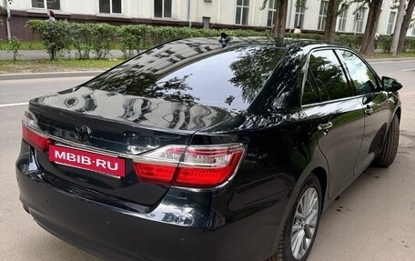 Toyota Camry, 2017 год, 2 450 000 рублей, 4 фотография