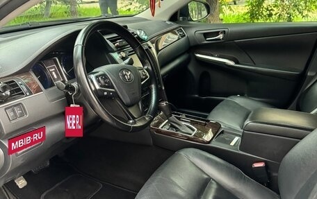 Toyota Camry, 2017 год, 2 450 000 рублей, 14 фотография