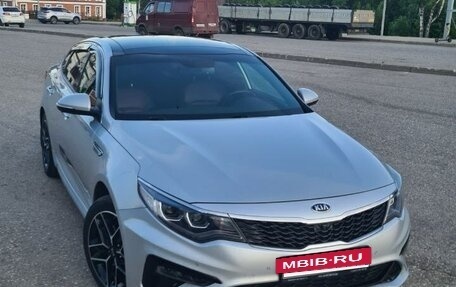 KIA Optima IV, 2019 год, 2 500 000 рублей, 4 фотография