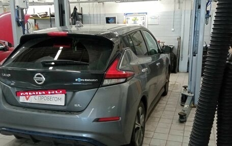 Nissan Leaf II, 2019 год, 1 733 000 рублей, 3 фотография