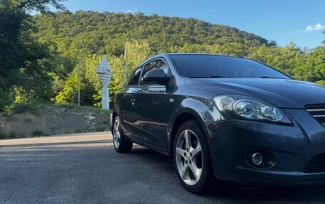 KIA cee'd I рестайлинг, 2008 год, 680 000 рублей, 2 фотография