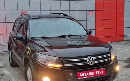 Volkswagen Tiguan I, 2011 год, 920 000 рублей, 1 фотография