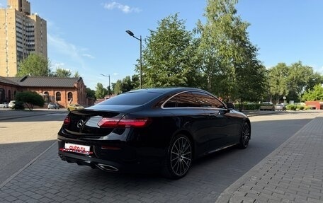 Mercedes-Benz E-Класс, 2018 год, 3 990 000 рублей, 2 фотография