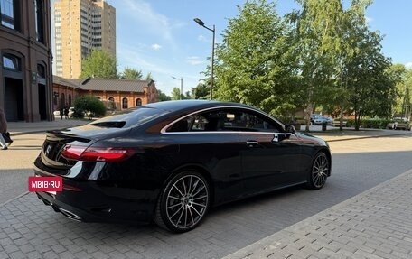 Mercedes-Benz E-Класс, 2018 год, 3 990 000 рублей, 9 фотография