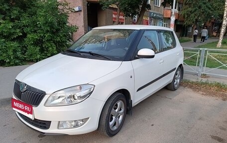 Skoda Fabia II, 2011 год, 599 000 рублей, 4 фотография