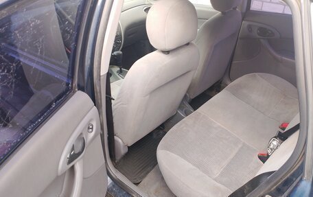 Ford Focus IV, 2001 год, 219 000 рублей, 10 фотография