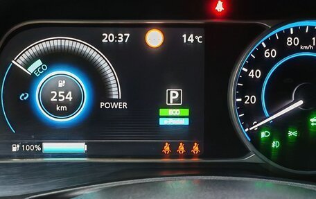 Nissan Leaf II, 2017 год, 2 400 000 рублей, 19 фотография