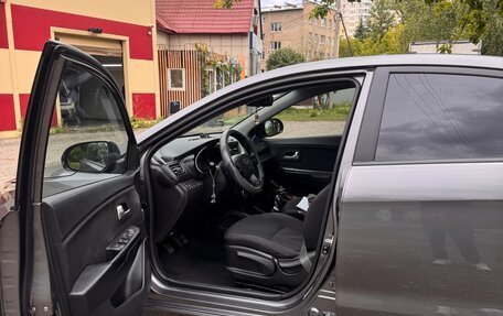 KIA Rio III рестайлинг, 2011 год, 750 000 рублей, 7 фотография