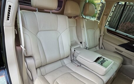 Lexus LX III, 2016 год, 5 000 000 рублей, 28 фотография