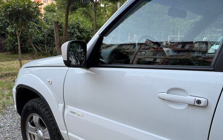 Chevrolet Niva I рестайлинг, 2012 год, 700 000 рублей, 8 фотография