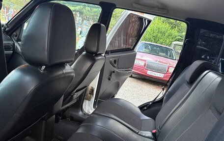 Chevrolet Niva I рестайлинг, 2012 год, 700 000 рублей, 13 фотография