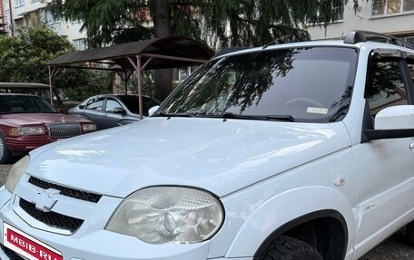 Chevrolet Niva I рестайлинг, 2012 год, 700 000 рублей, 6 фотография