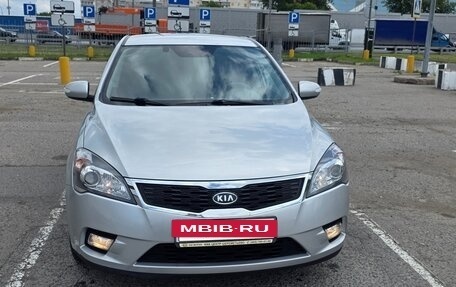 KIA cee'd I рестайлинг, 2010 год, 1 265 000 рублей, 8 фотография