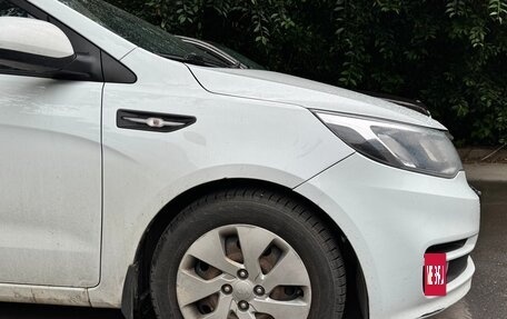 KIA Rio III рестайлинг, 2015 год, 900 000 рублей, 2 фотография