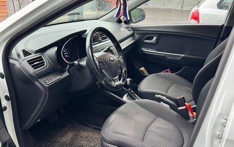 KIA Rio III рестайлинг, 2015 год, 900 000 рублей, 15 фотография