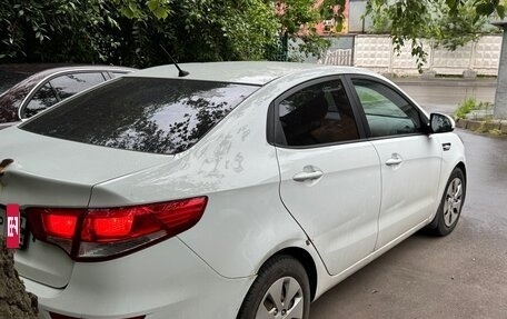 KIA Rio III рестайлинг, 2015 год, 900 000 рублей, 5 фотография