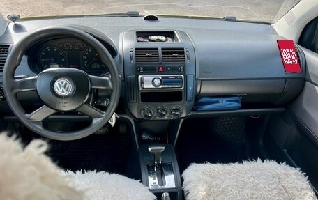 Volkswagen Polo IV рестайлинг, 2005 год, 550 000 рублей, 3 фотография