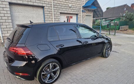 Volkswagen Golf VII, 2018 год, 1 800 000 рублей, 3 фотография