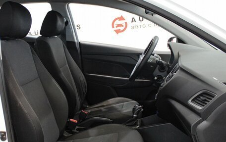 Hyundai Solaris II рестайлинг, 2017 год, 1 249 000 рублей, 10 фотография
