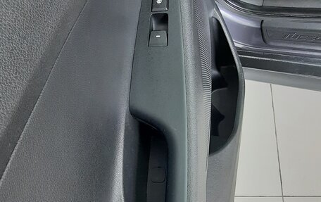 Hyundai Tucson III, 2018 год, 2 200 000 рублей, 13 фотография