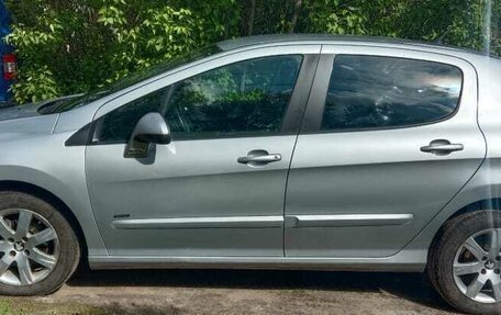 Peugeot 308 II, 2011 год, 3 фотография