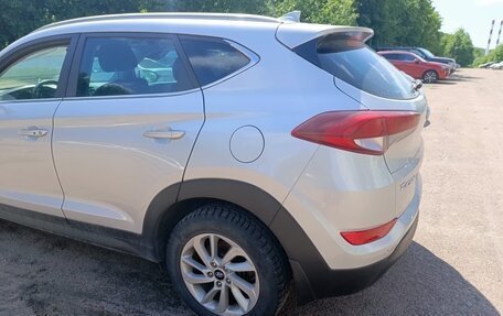 Hyundai Tucson III, 2018 год, 2 000 000 рублей, 7 фотография