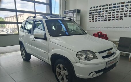 Chevrolet Niva I рестайлинг, 2014 год, 460 000 рублей, 3 фотография