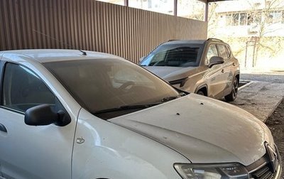 Renault Logan II, 2018 год, 600 000 рублей, 1 фотография