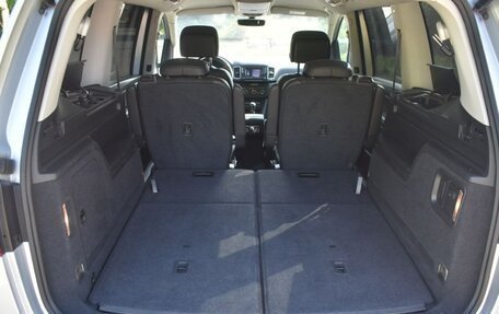 Volkswagen Sharan II, 2015 год, 2 199 000 рублей, 7 фотография