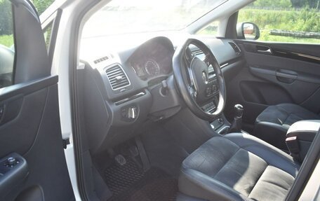 Volkswagen Sharan II, 2015 год, 2 199 000 рублей, 11 фотография