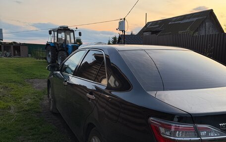 Toyota Camry, 2015 год, 1 950 000 рублей, 2 фотография