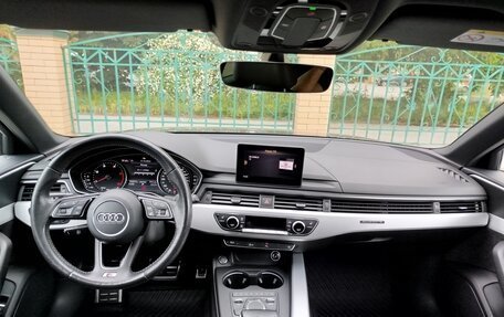Audi A4, 2018 год, 2 650 000 рублей, 17 фотография