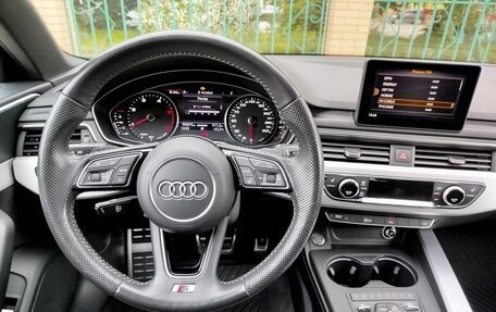 Audi A4, 2018 год, 2 650 000 рублей, 18 фотография