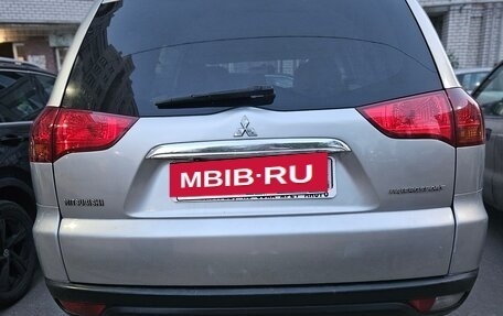 Mitsubishi Pajero Sport II рестайлинг, 2011 год, 1 690 000 рублей, 2 фотография