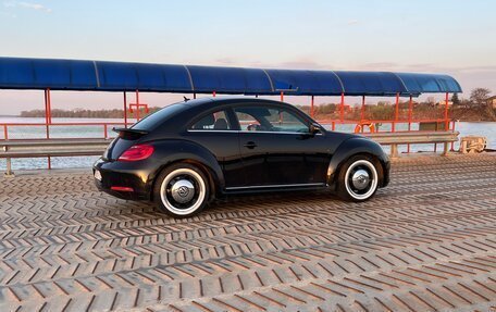 Volkswagen Beetle, 2015 год, 1 290 000 рублей, 13 фотография