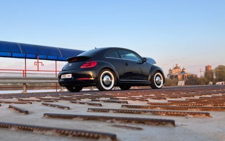 Volkswagen Beetle, 2015 год, 1 290 000 рублей, 14 фотография