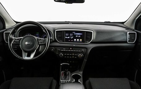 KIA Sportage IV рестайлинг, 2020 год, 2 299 000 рублей, 10 фотография