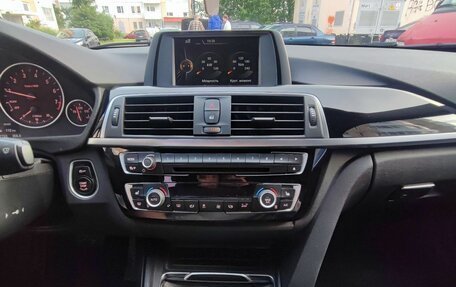 BMW 3 серия, 2017 год, 1 790 000 рублей, 8 фотография