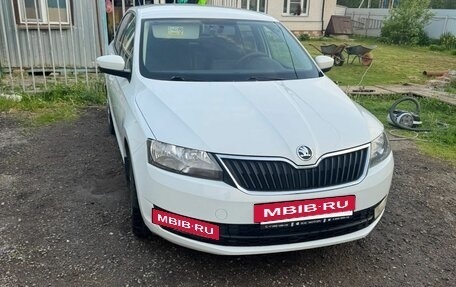 Skoda Rapid I, 2019 год, 1 300 000 рублей, 2 фотография