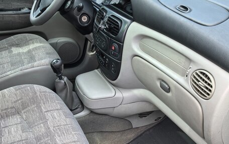 Renault Scenic III, 2002 год, 490 000 рублей, 36 фотография