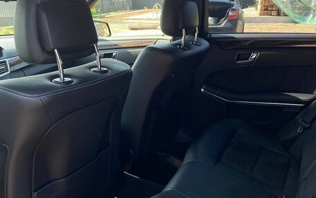 Mercedes-Benz E-Класс, 2011 год, 1 100 000 рублей, 6 фотография