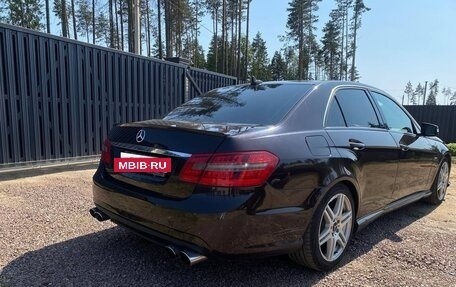 Mercedes-Benz E-Класс, 2011 год, 1 100 000 рублей, 4 фотография