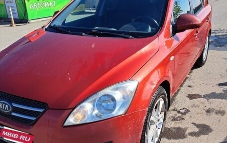 KIA cee'd I рестайлинг, 2009 год, 590 000 рублей, 2 фотография