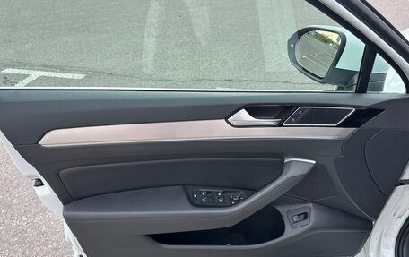 Volkswagen Passat B8 рестайлинг, 2019 год, 2 450 000 рублей, 9 фотография