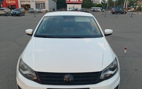Volkswagen Polo VI (EU Market), 2013 год, 400 000 рублей, 2 фотография