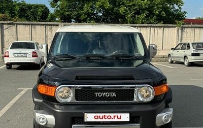 Toyota FJ Cruiser, 2021 год, 4 300 000 рублей, 1 фотография