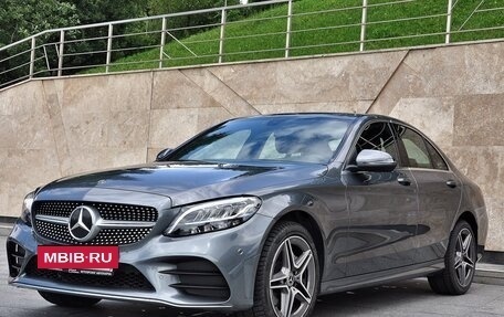 Mercedes-Benz C-Класс, 2019 год, 3 550 000 рублей, 3 фотография